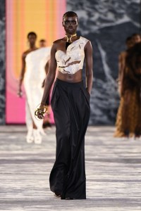 Balmain RTW Spring 2023