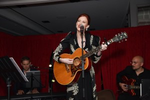 Karen Elson with a guitar
