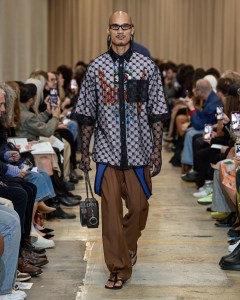 Burberry RTW Spring 2023