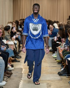 Burberry RTW Spring 2023