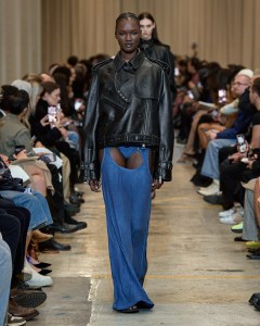 Burberry RTW Spring 2023