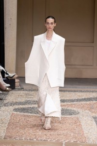 Calcaterra RTW Spring 2023