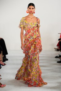 Carolina Herrera RTW Spring 2023