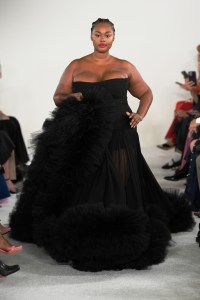 Carolina Herrera RTW Spring 2023
