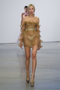 Giambattista Valli RTW Spring 2023