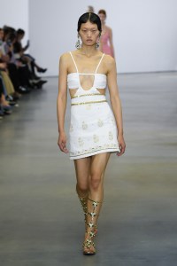 Giambattista Valli RTW Spring 2023