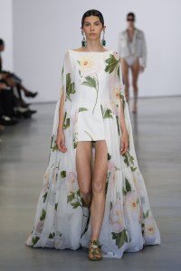Giambattista Valli RTW Spring 2023