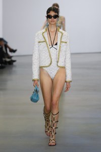 Giambattista Valli RTW Spring 2023