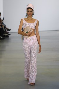 Giambattista Valli RTW Spring 2023