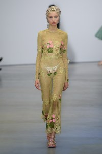Giambattista Valli RTW Spring 2023