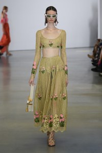 Giambattista Valli RTW Spring 2023