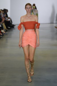 Giambattista Valli RTW Spring 2023