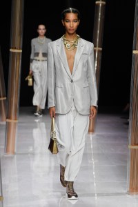 Giorgio Armani RTW Spring 2023