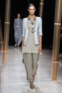 Giorgio Armani RTW Spring 2023