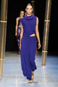 Giorgio Armani RTW Spring 2023