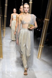 Giorgio Armani RTW Spring 2023