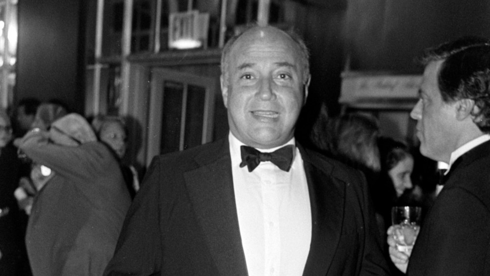 Kal Ruttenstein in black-tie, 1987.