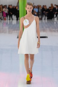 Loewe RTW Spring 2023