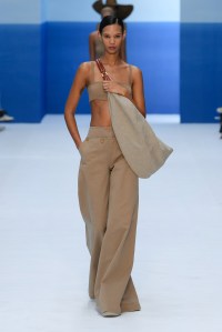 Max Mara RTW Spring 2023