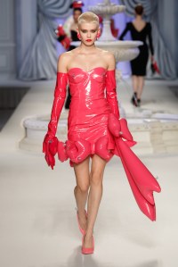 Moschino RTW Spring 2023