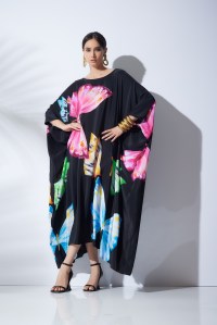 Natori and Josie Natori RTW Spring 2023