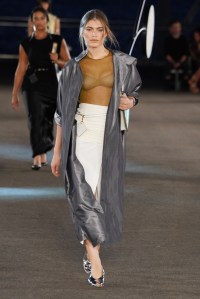 Tory Burch RTW Spring 2023