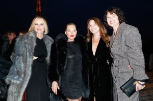 Eva Herzigovà, Kate Moss, Carla Bruni and Shalom Harlow.