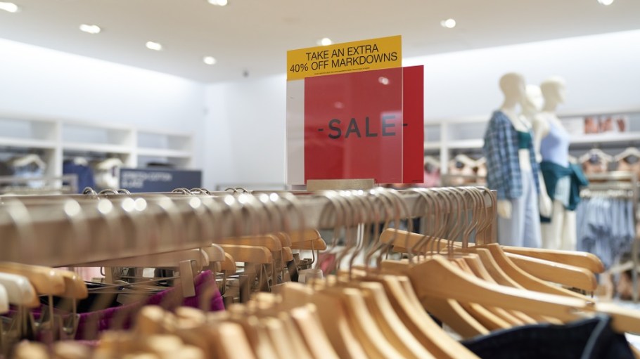 Following an uptick in July, consumer spending on apparel, footwear and homes goods in the United States declined in August.
