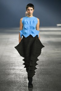 Issey Miyake RTW Spring 2023
