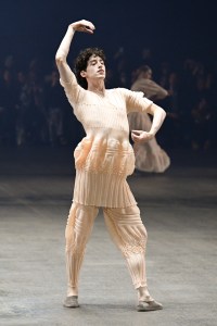 Issey Miyake RTW Spring 2023