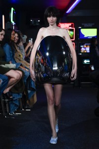 JW Anderson RTW Spring 2023