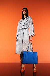 Karl Lagerfeld Woman RTW Spring 2023