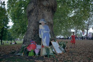 London's tributes to the Queen
