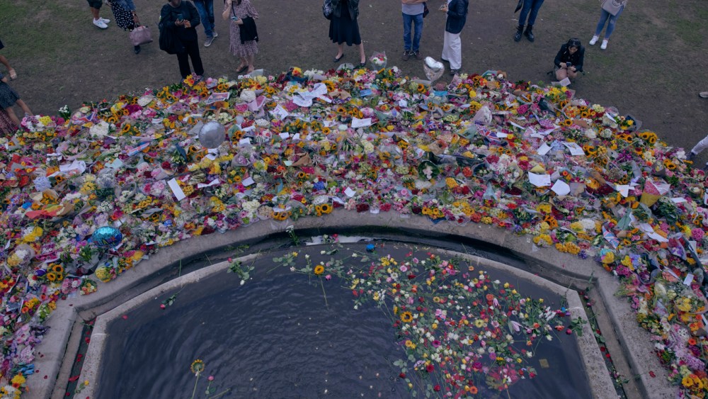 London's tributes to the Queen