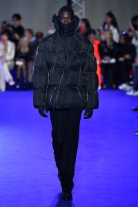 Off-White RTW Spring 2023