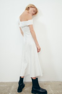 Roland Mouret RTW Spring 2023