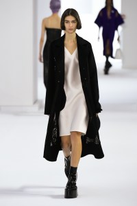 Shang Xia RTW Spring 2023