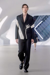 Shiatzy Chen RTW Spring 2023