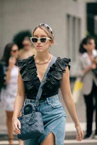 Street style at New York Fashion Week Spring 2023