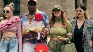 Street style at New York Fashion Week Spring 2023