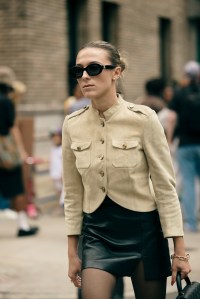 Street style at New York Fashion Week Spring 2023