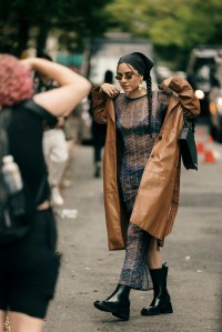Street style at New York Fashion Week Spring 2023