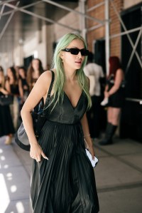 Street style at New York Fashion Week Spring 2023