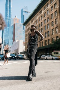 Street style at New York Fashion Week Spring 2023