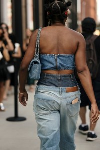 Street style at New York Fashion Week Spring 2023