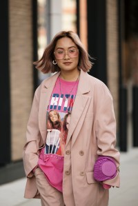 Street style at New York Fashion Week Spring 2023