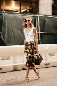 Street style at New York Fashion Week Spring 2023