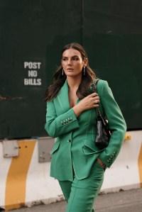Street style at New York Fashion Week Spring 2023