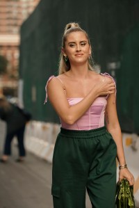Street style at New York Fashion Week Spring 2023