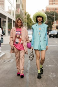 Street style at New York Fashion Week Spring 2023